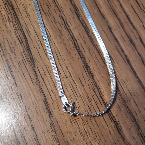 Vintage Silver tone Necklace by Trafari 15"L - Picture 10 of 11